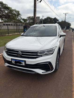 VOLKSWAGEN TIGUAN 2.0 300 TSI GASOLINA ALLSPACE R-LINE AUTOMÁTICO